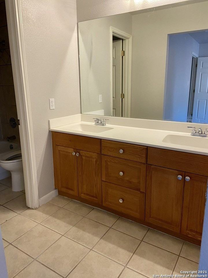 40 Chapel Hill Cir - Photo 7 of 13