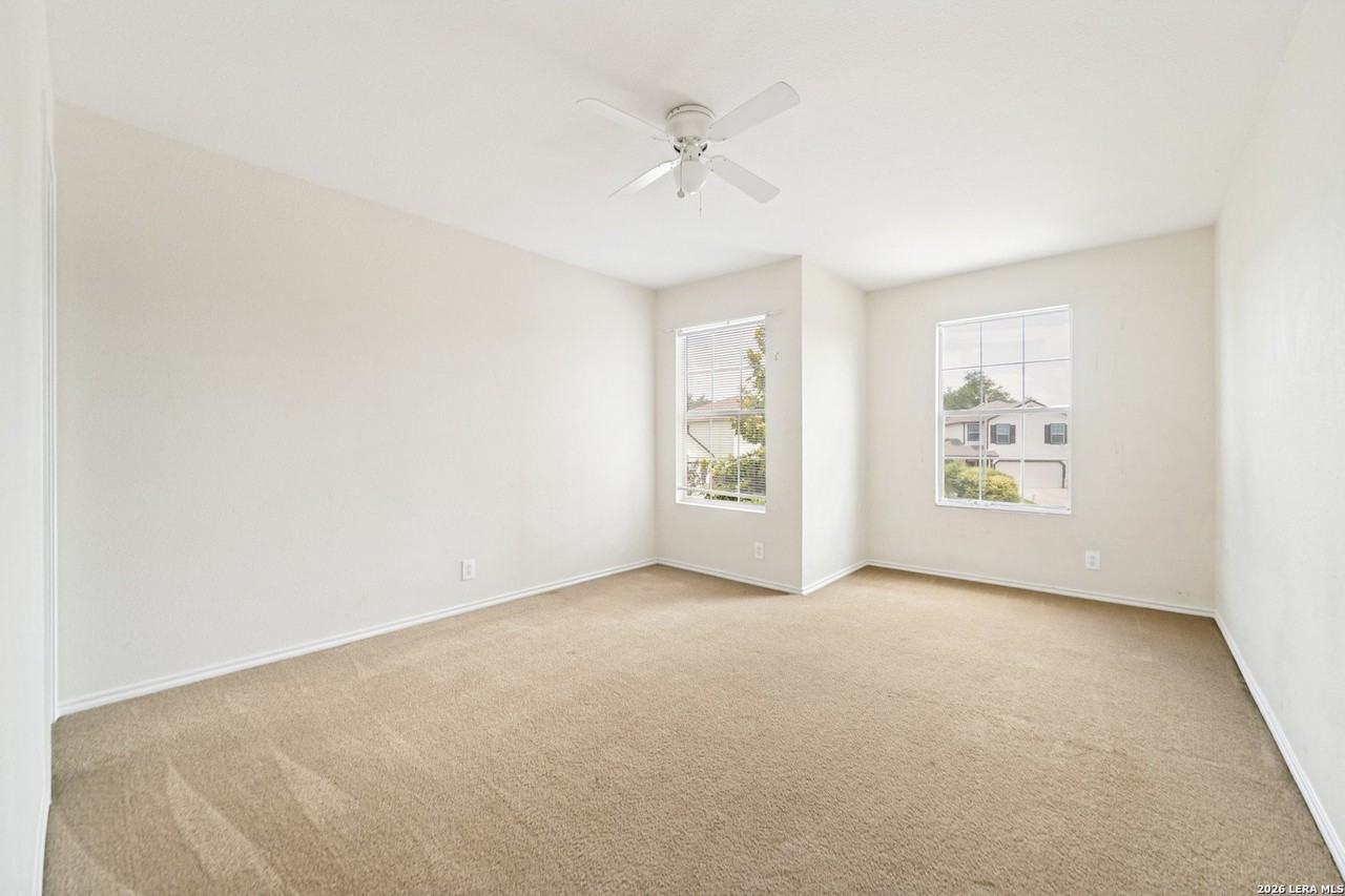 233 Sophia Cir - Photo 7 of 12