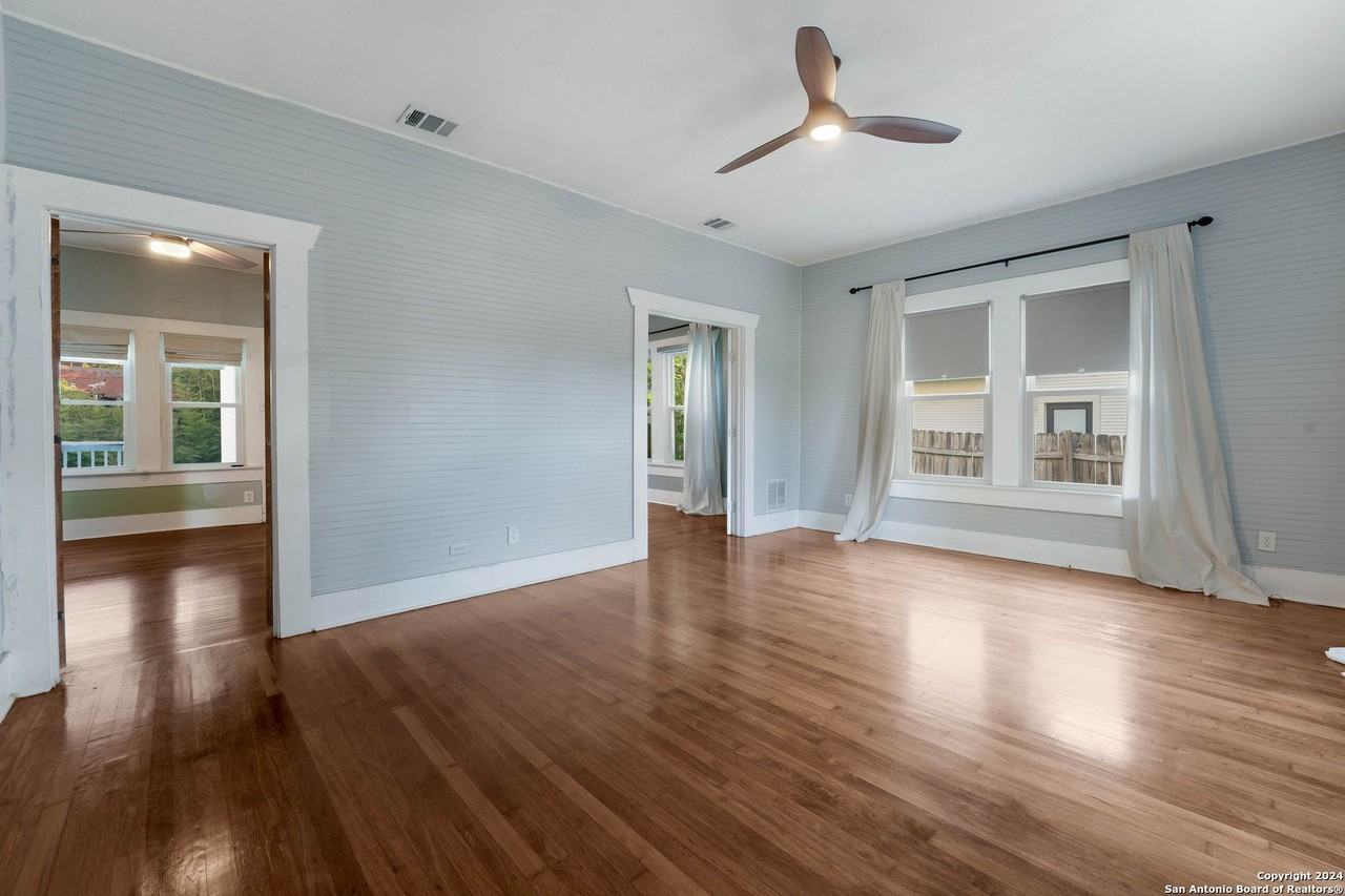 116 Pershing Ave - Photo 2 of 24