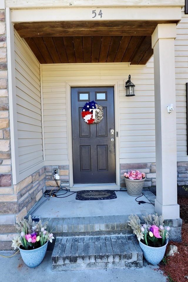 54 Edinburgh Castle Ln - Photo 5 of 50
