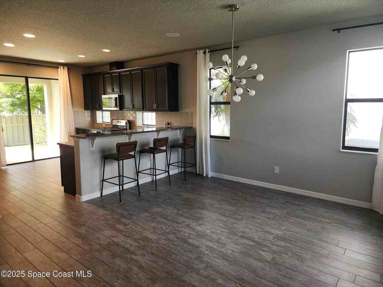 2882 Amethyst Way - Photo 6 of 24