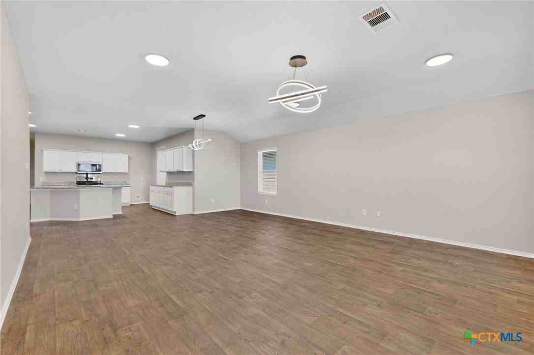 218 Sickle Loop - Photo 6 of 30