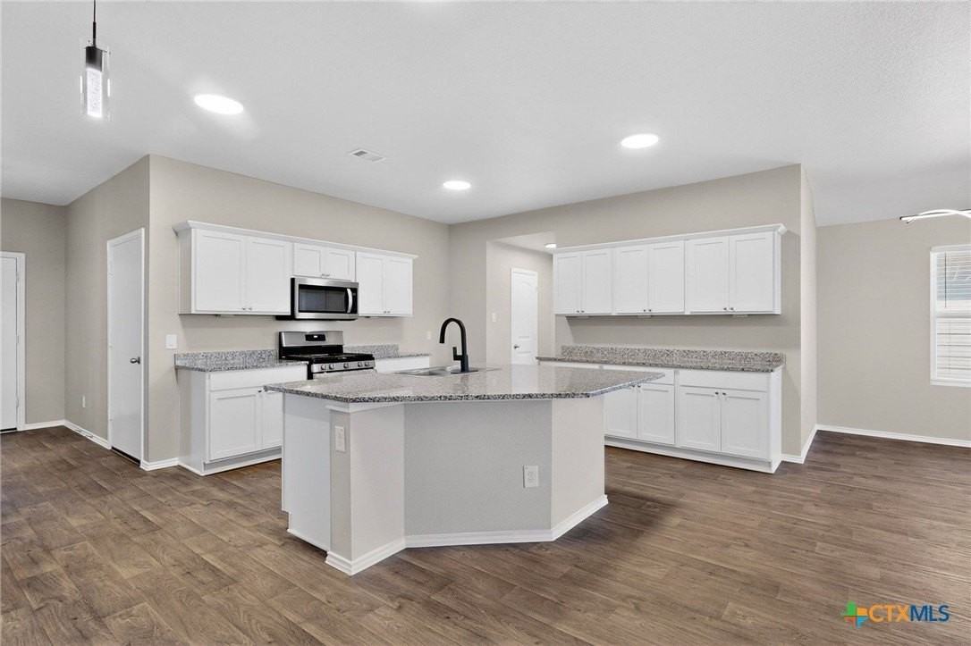 218 Sickle Loop - Photo 7 of 30