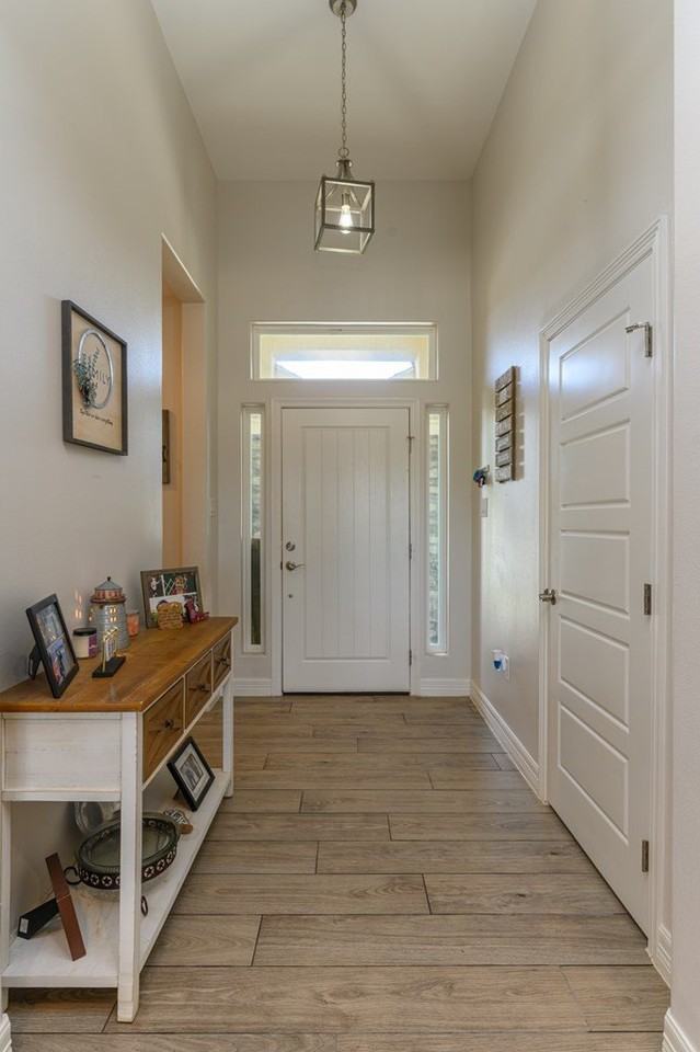 5 S Bay Hill Dr - Photo 3 of 26