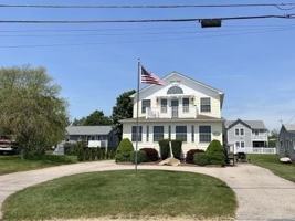 featured image of 36 Sherman Rd
