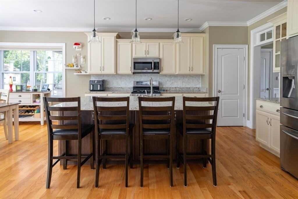 131 Greystone Ter - Photo 6 of 32