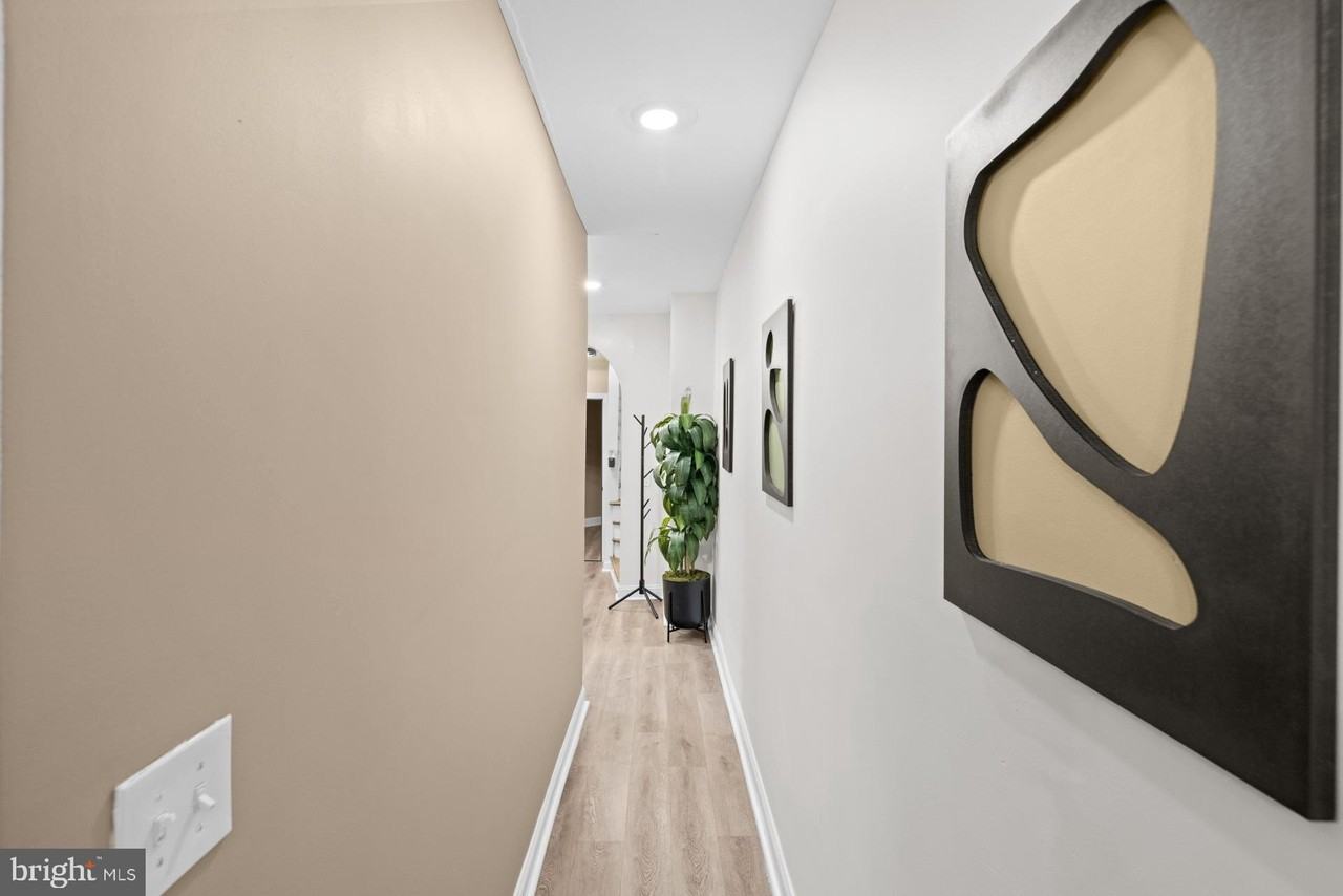 59 Rhode Island Ave Nw #4 - Photo 6 of 48