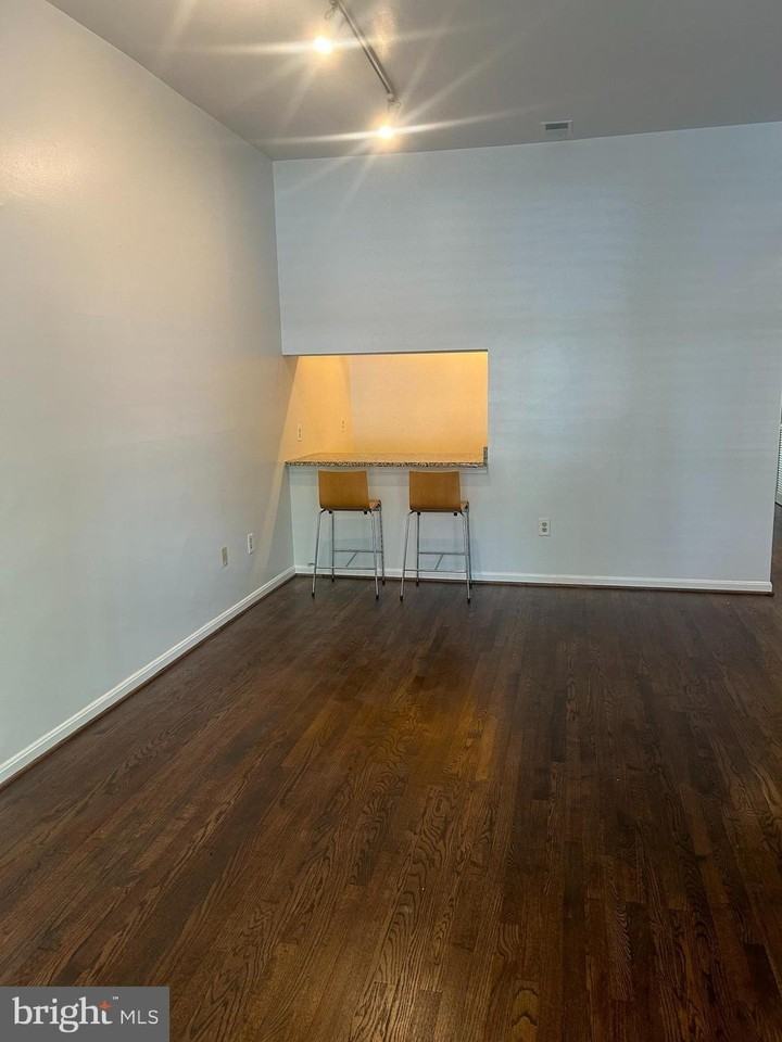 1416 S St Nw - Photo 3 of 14