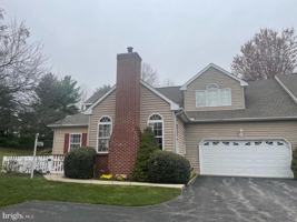 featured image of 2901 Century Ln