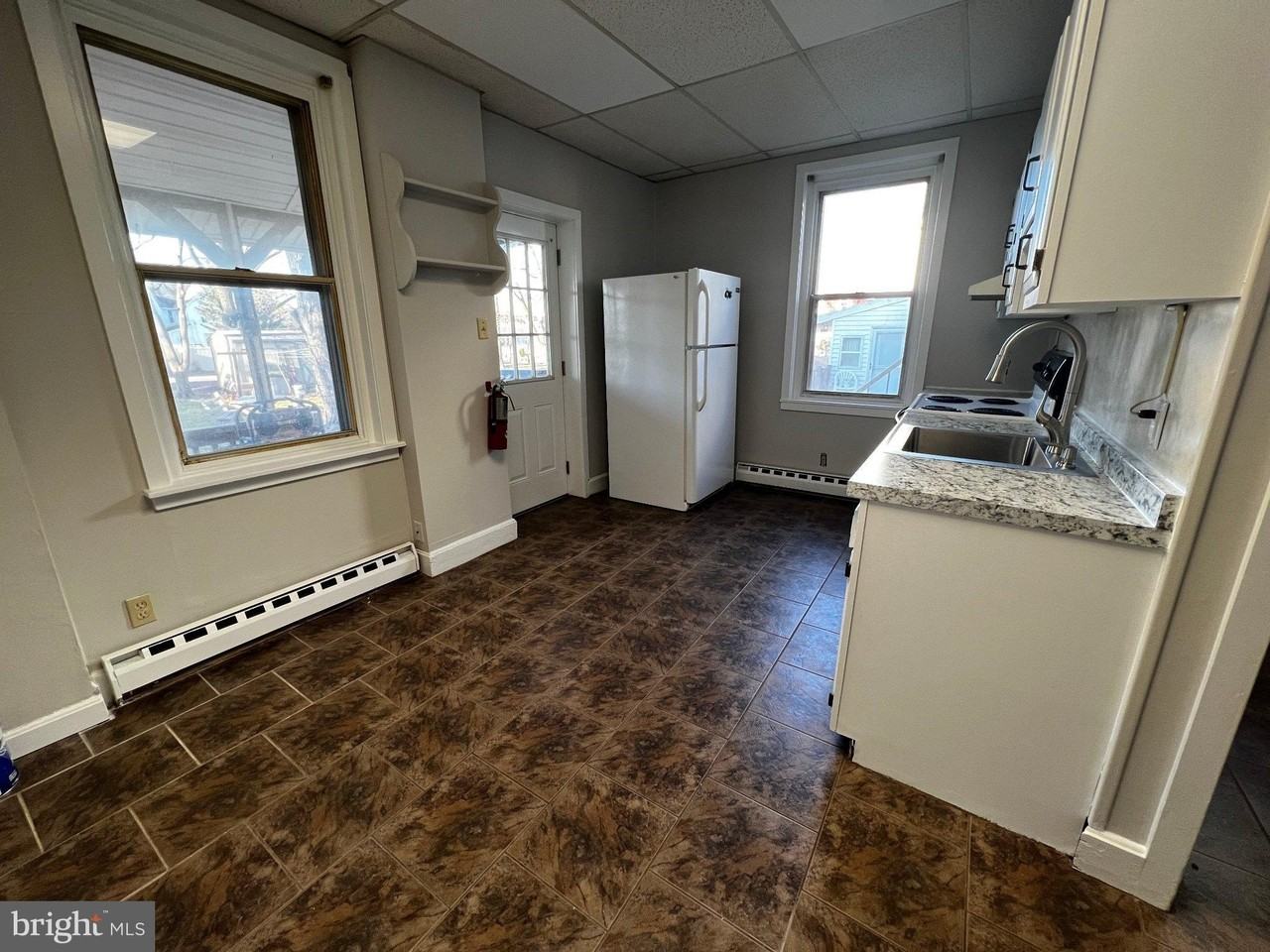 34 W 5th St - Photo 6 of 13