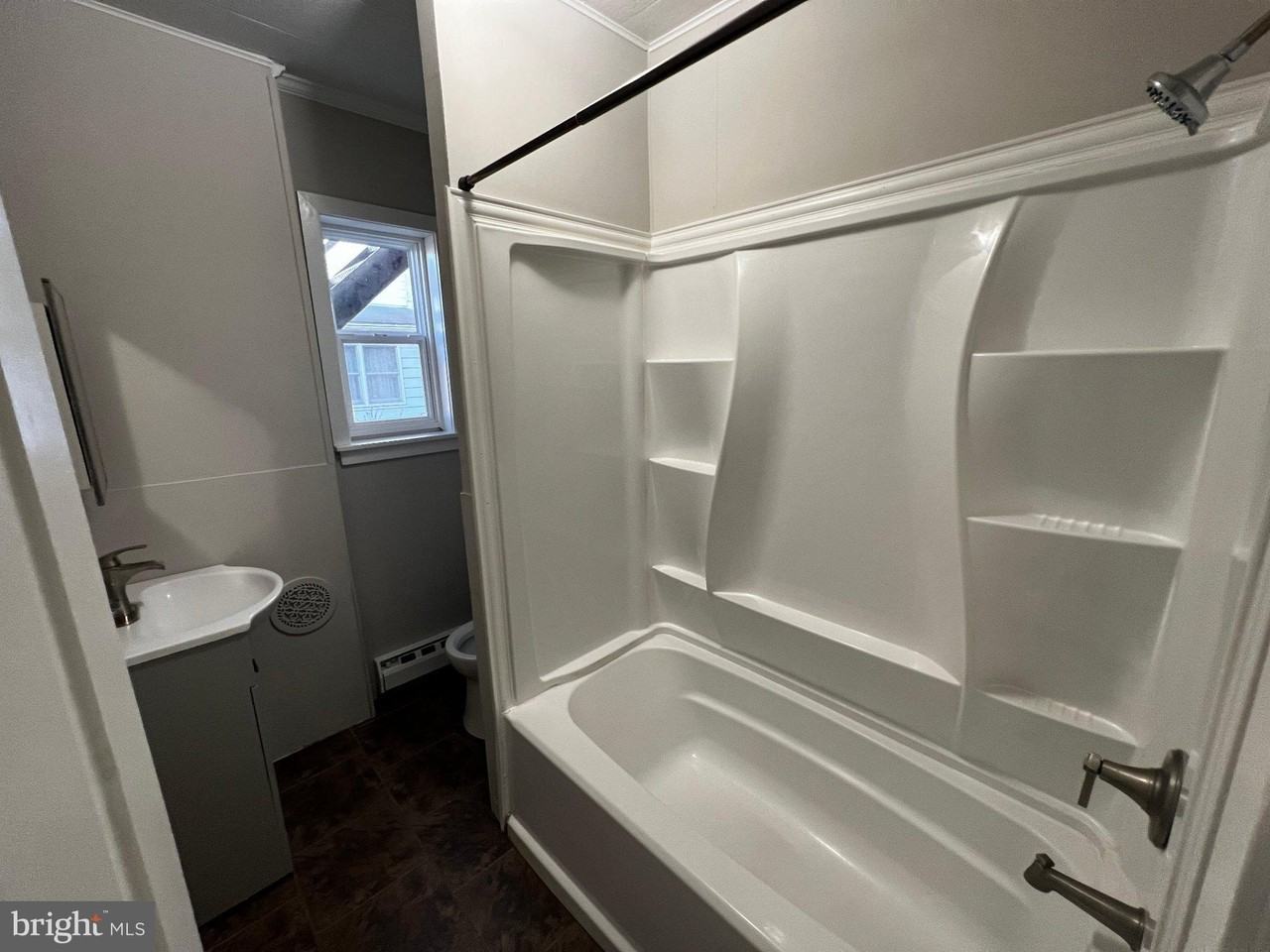 34 W 5th St - Photo 7 of 13
