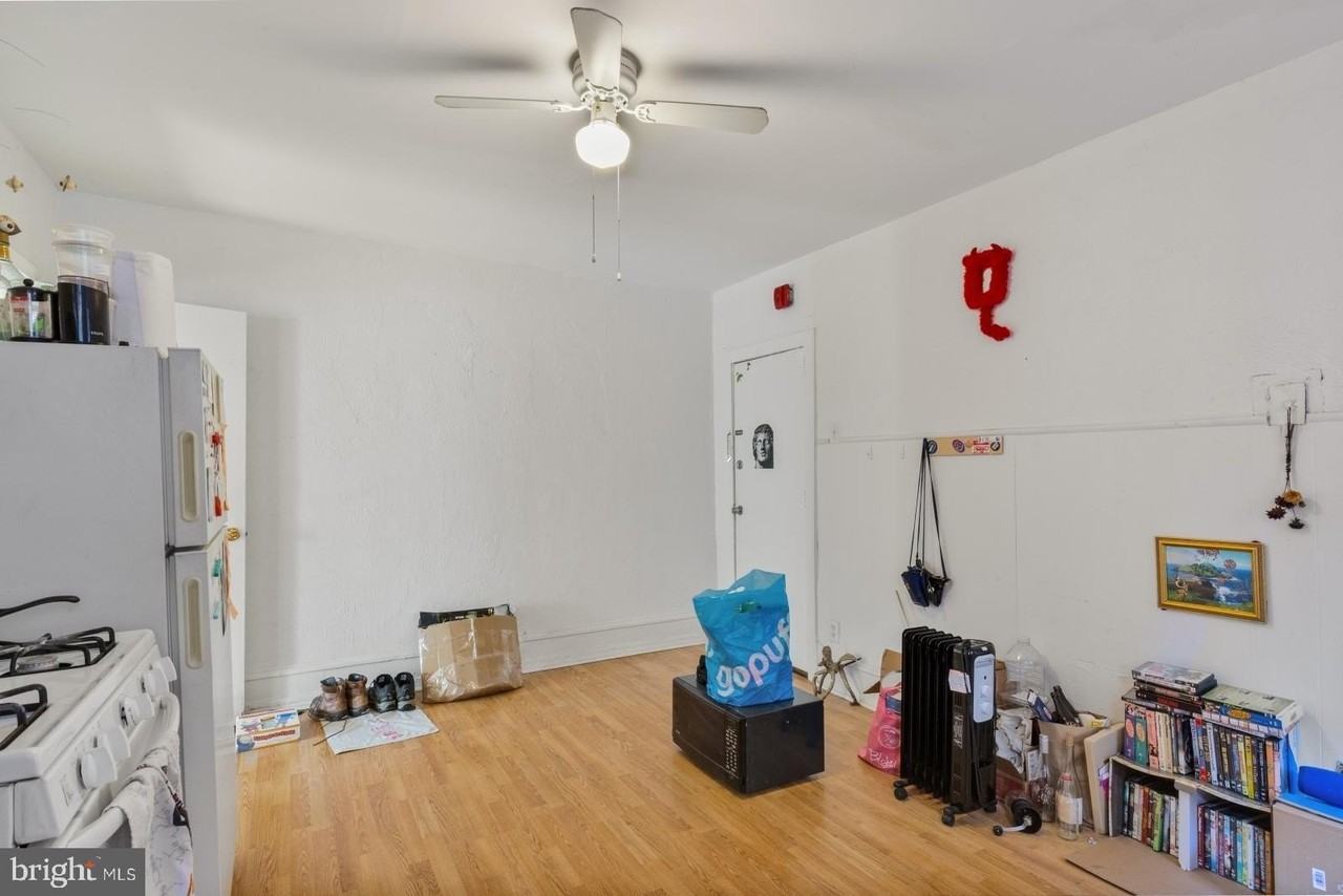 131 W Susquehanna Ave #2F - Photo 4 of 16