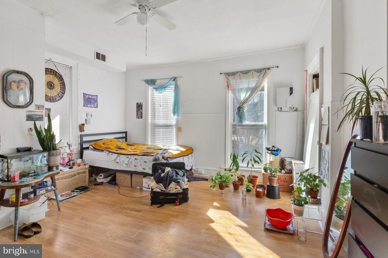 131 W Susquehanna Ave #2F - Photo 7 of 16