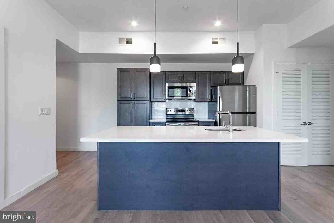 507 S 8th St #301 - Photo 2 of 14