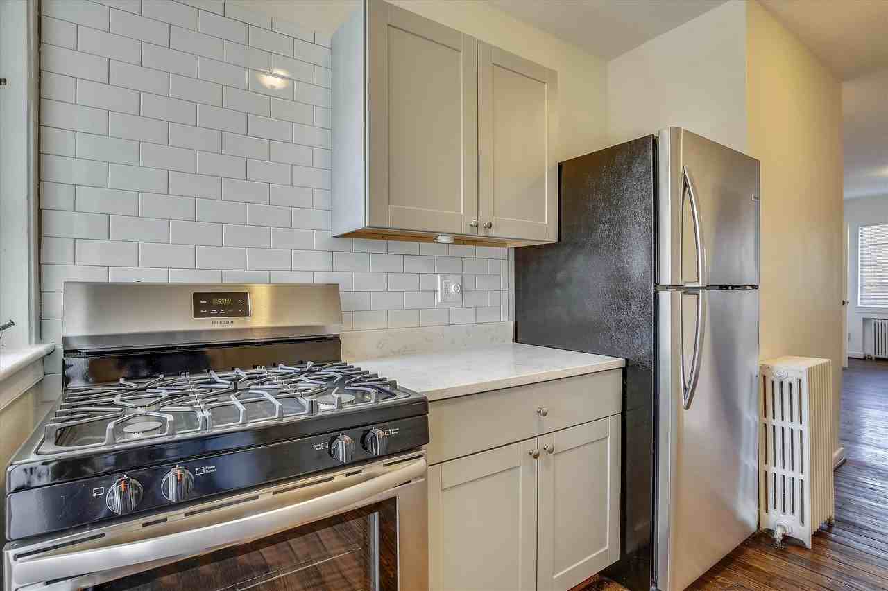 2502 Langston Blvd #2 - Photo 5 of 29