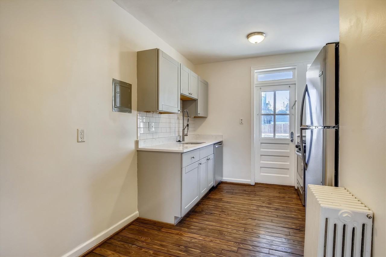 2502 Langston Blvd #2 - Photo 6 of 29