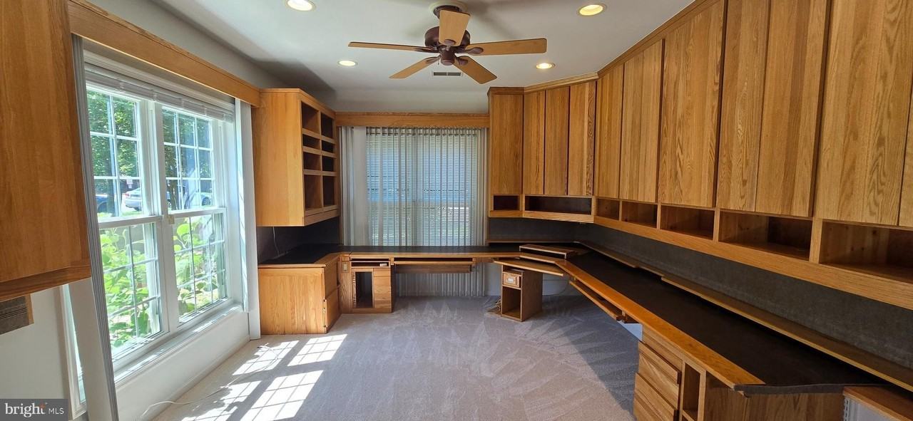 2545 Logan Wood Dr - Photo 4 of 16