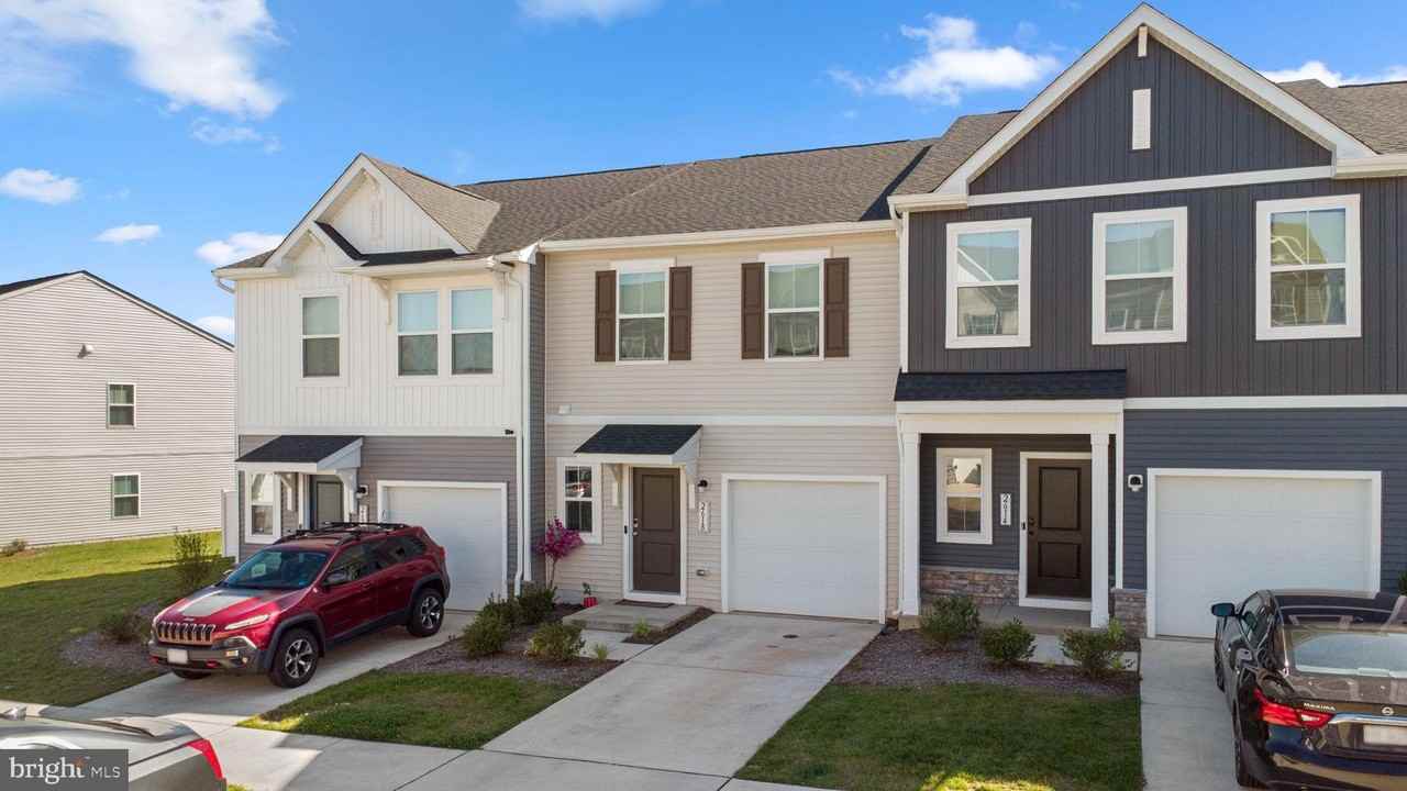 2618 Grey Wolf Ln - Photo 2 of 16