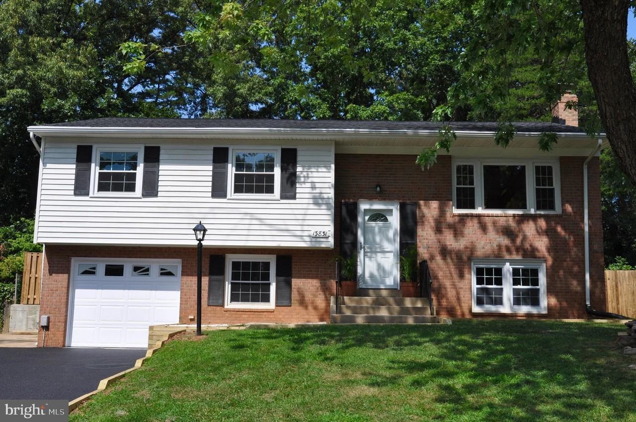 13831 Delaney Rd - Photo 3 of 38