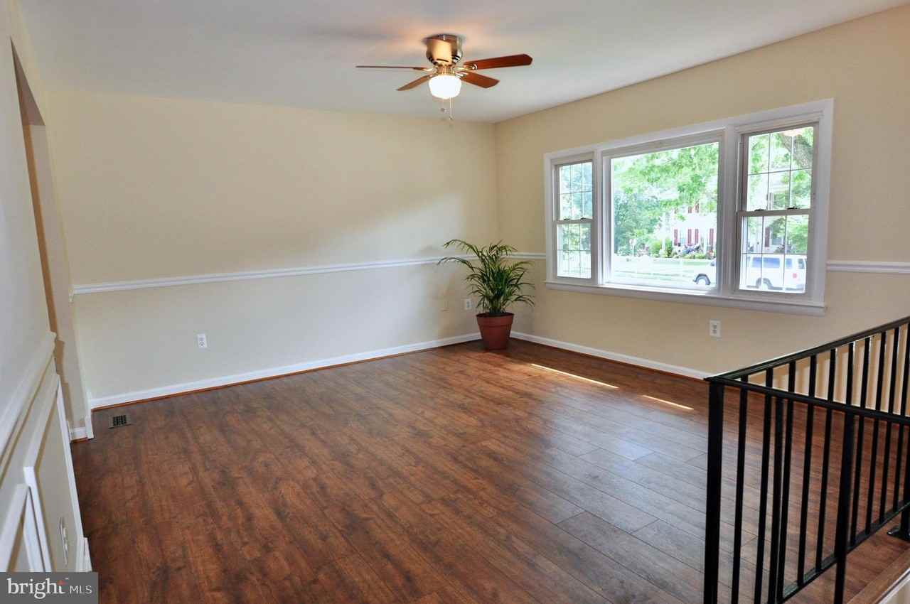 13831 Delaney Rd - Photo 6 of 38