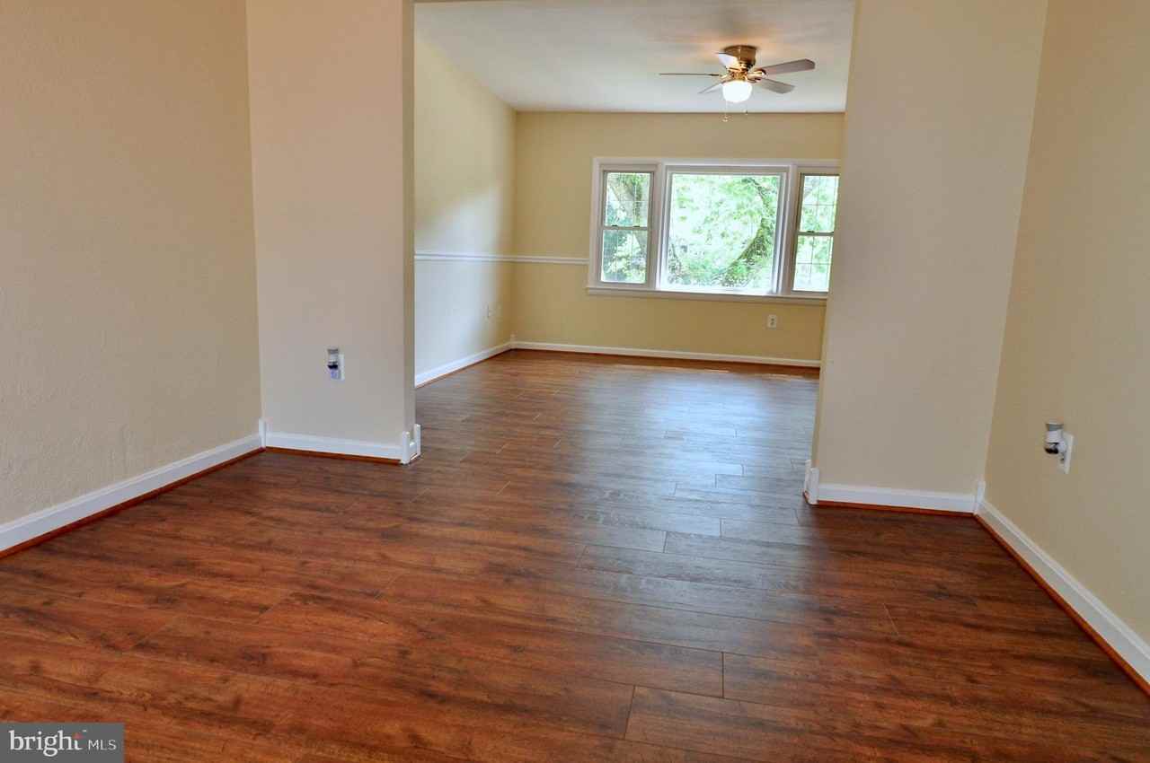 13831 Delaney Rd - Photo 7 of 38
