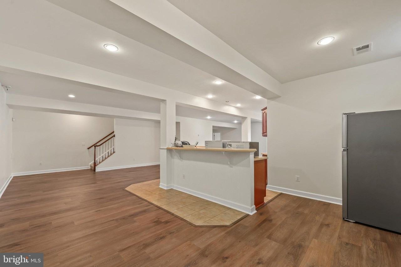 5619 Websters Way - Photo 5 of 12