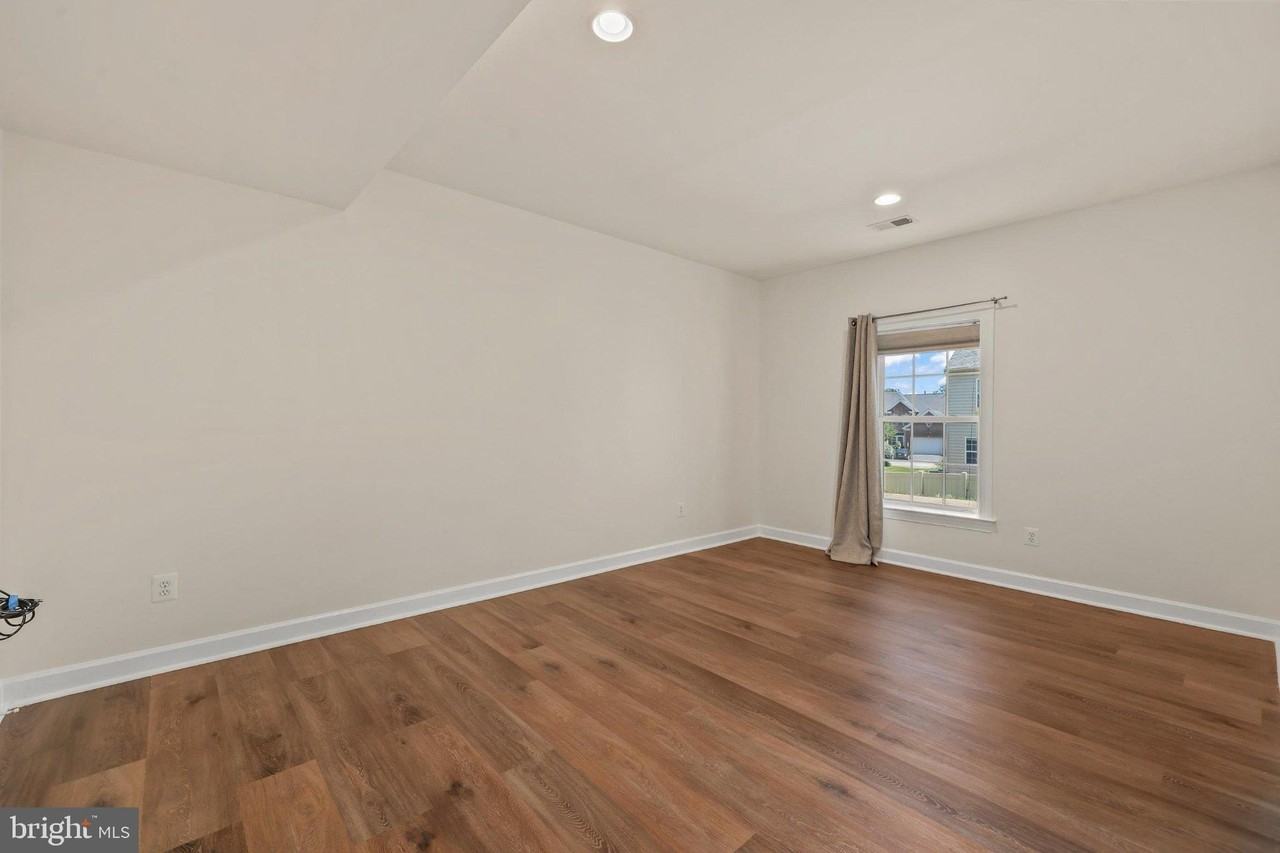 5619 Websters Way - Photo 6 of 12