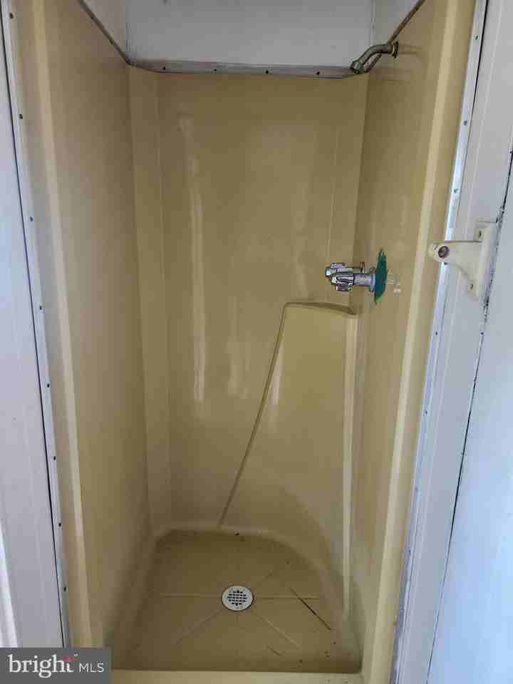 110 Kiln Dr - Photo 7 of 11
