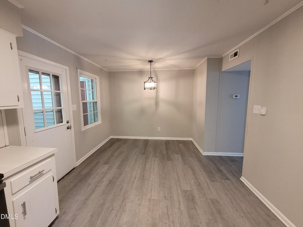 920 Jason Ct - Photo 7 of 25