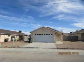 featured image of 2807 Louise Ave