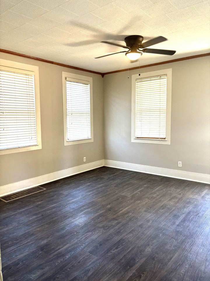 218 N 3rd St #1 - Photo 2 of 13