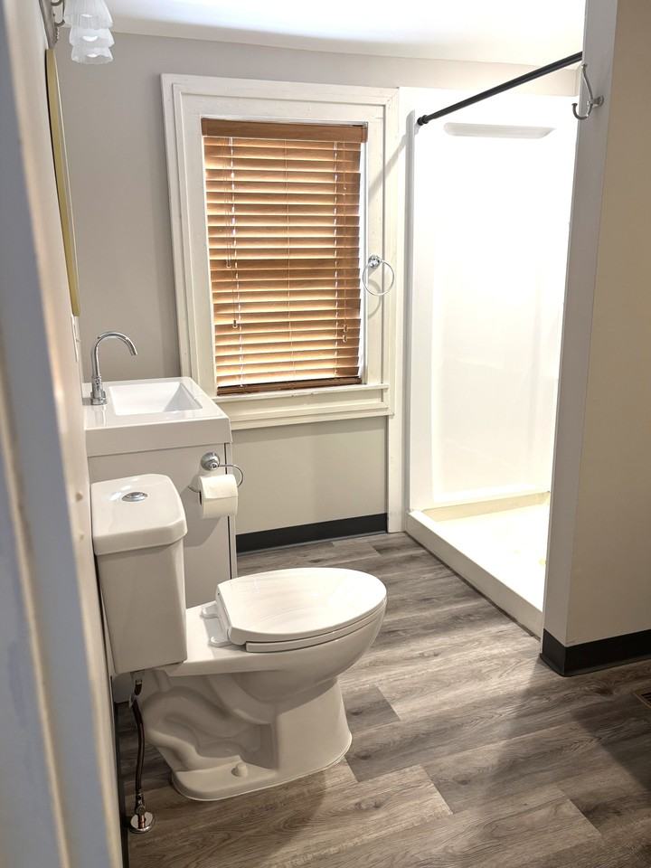 218 N 3rd St #1 - Photo 6 of 13