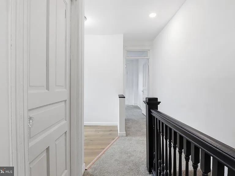836 N Plum St - Photo 7 of 13