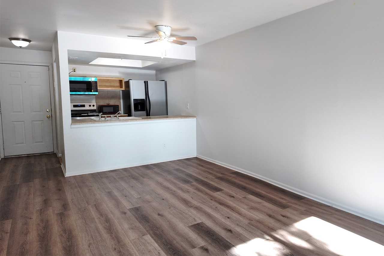 16001 E Alaska Pl - Photo 3 of 15