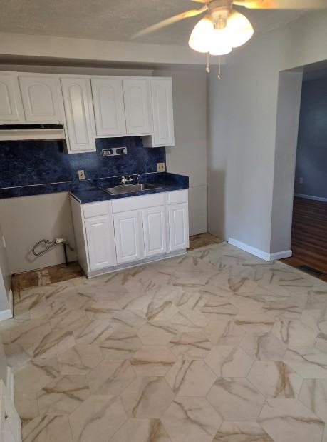 3444 John Daly St - Photo 4 of 12