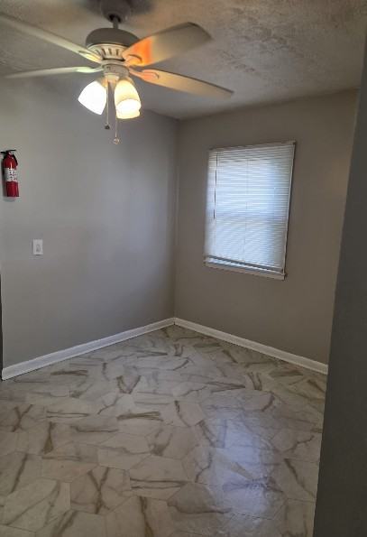 3444 John Daly St - Photo 5 of 12