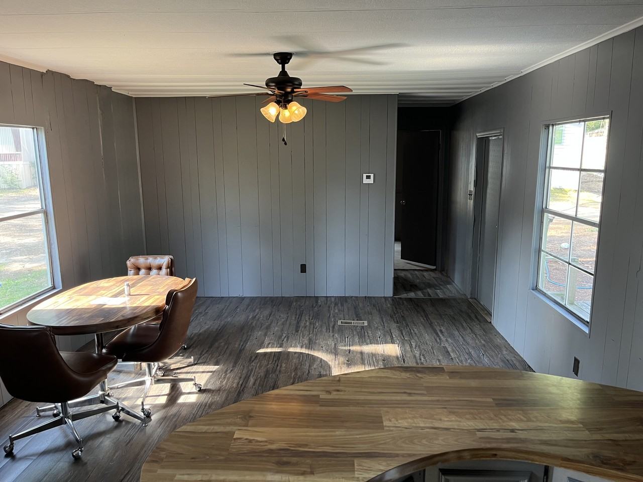 5542 Whites Ferry Rd - Photo 6 of 11