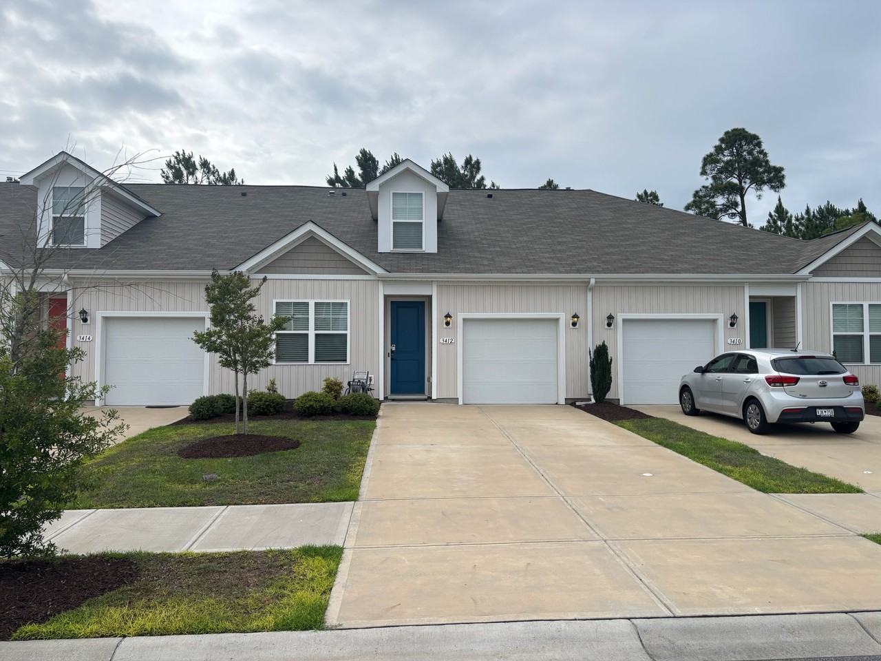 3412 Bells Lake Cir - Photo 2 of 3