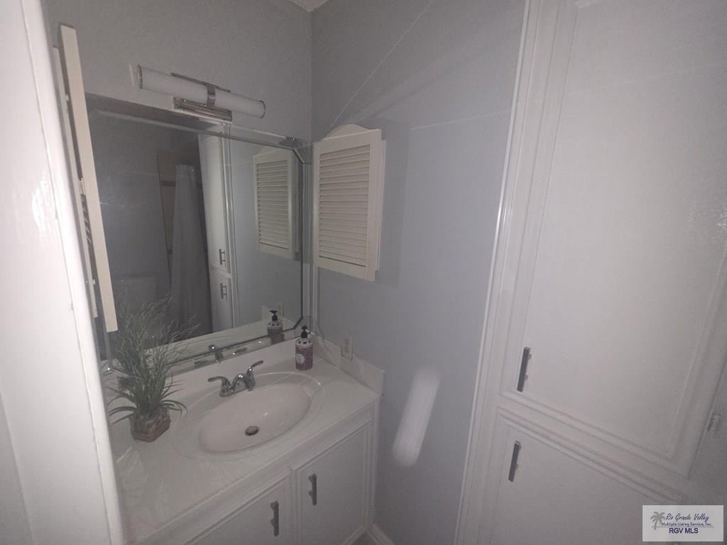 205 Calle Amistosa Apt 202 - Photo 3 of 14