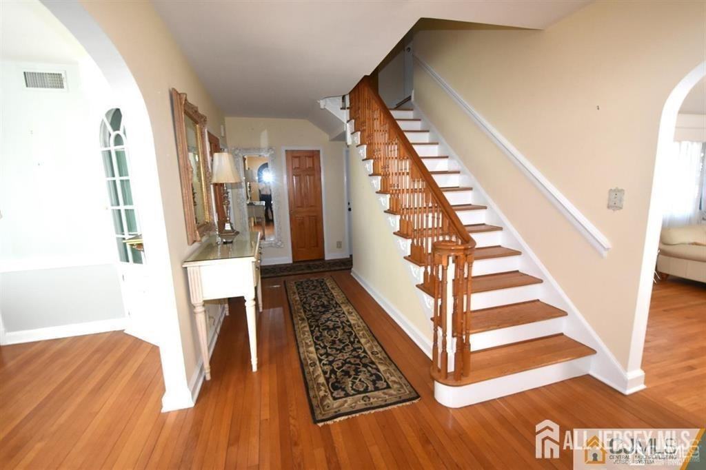 195 New York Ave - Photo 5 of 34