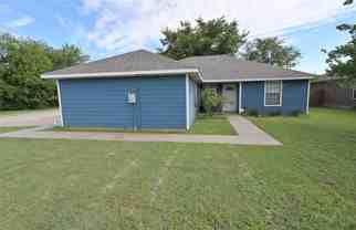 1106 Se 12th St - Photo 1 of 1