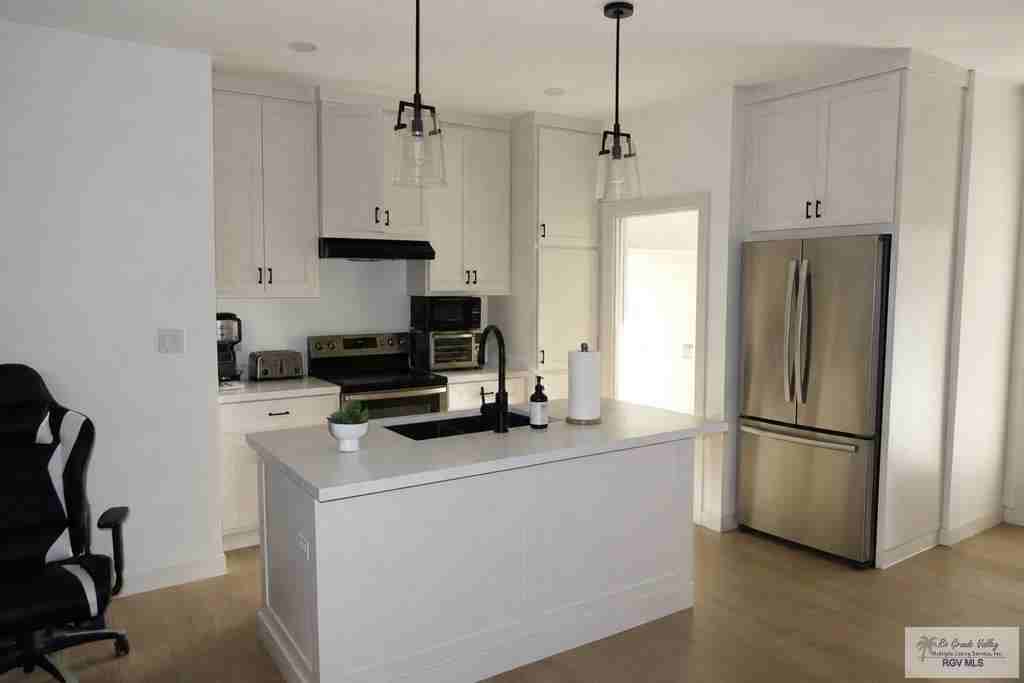 738 Foster Ln - Photo 3 of 16