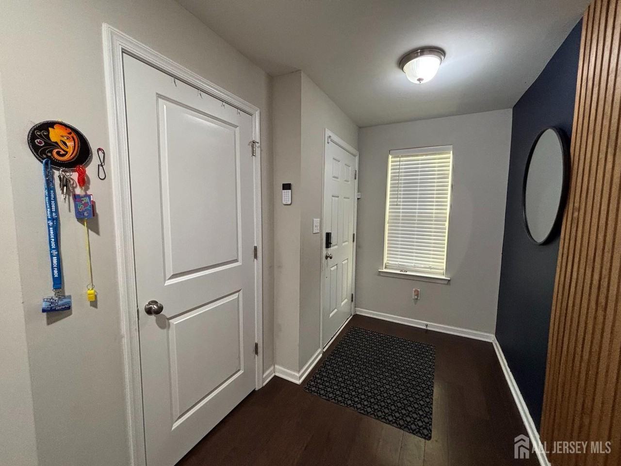 1207 Hights Farm Rd N - Photo 3 of 27
