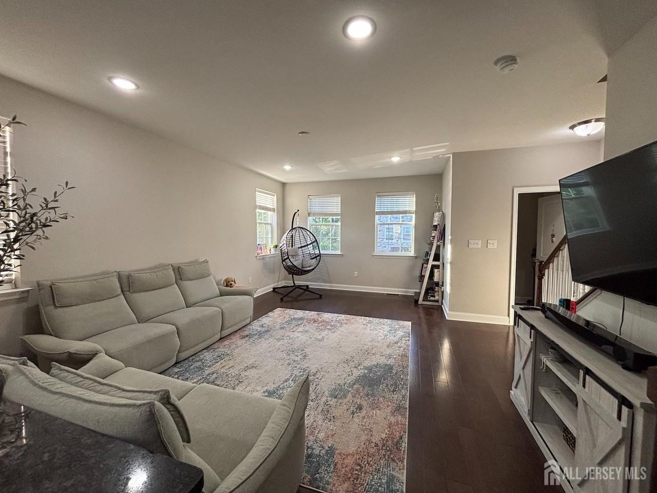 1207 Hights Farm Rd N - Photo 6 of 27