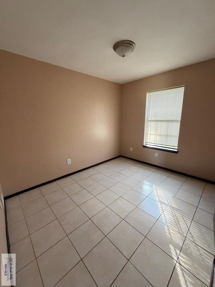 2394 El Arca Dr - Photo 2 of 21