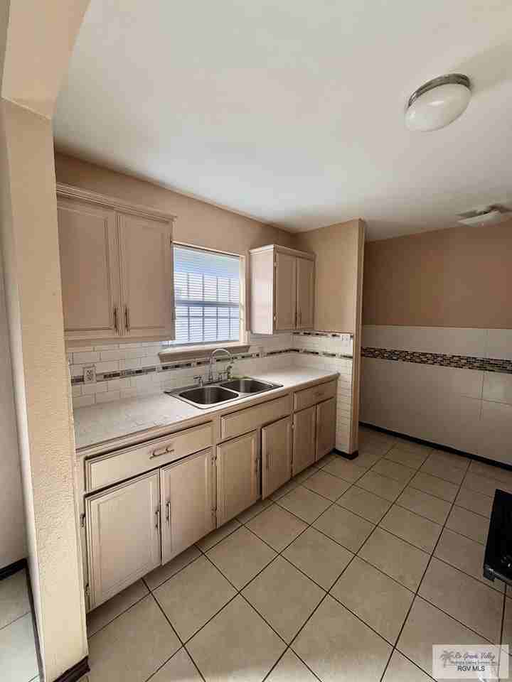 2394 El Arca Dr - Photo 6 of 21
