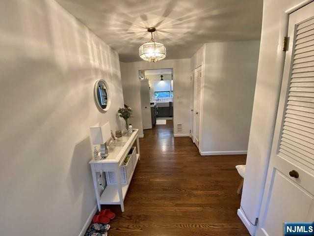 212 Delmar Ave - Photo 2 of 26
