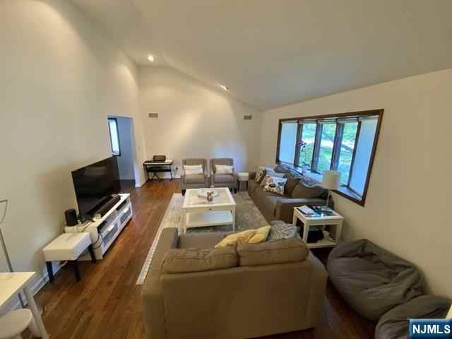212 Delmar Ave - Photo 3 of 26