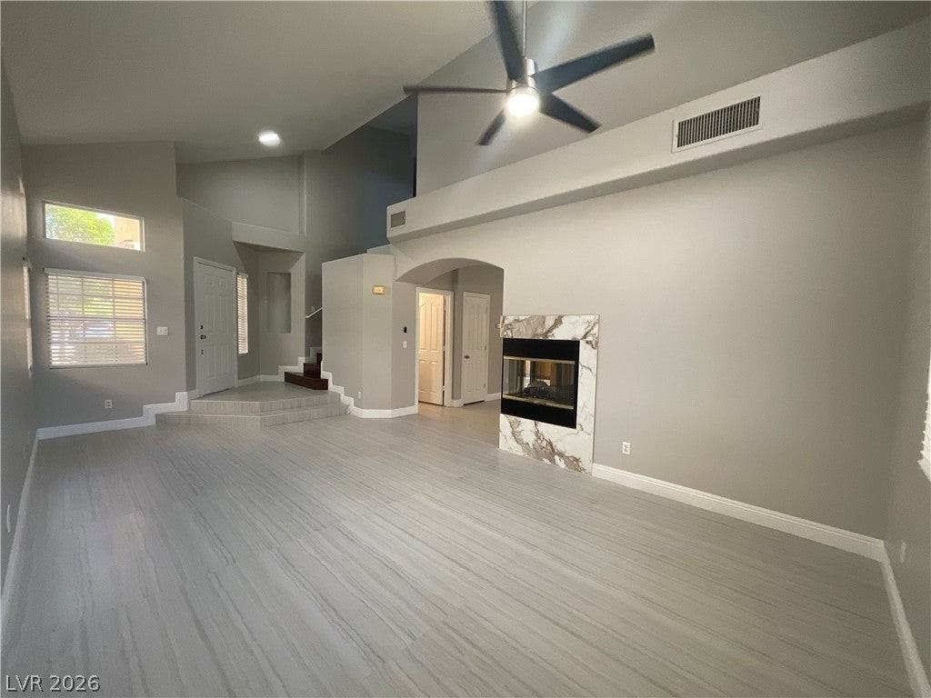 8313 Valleybreeze Ave - Photo 4 of 16