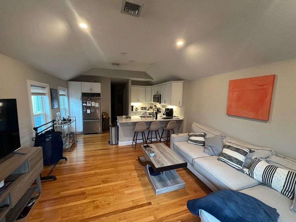 591 E 6th St - Photo 2 of 13